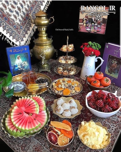 تزیین سفره شب یلدا دیزاین میز شب چله یلدایی