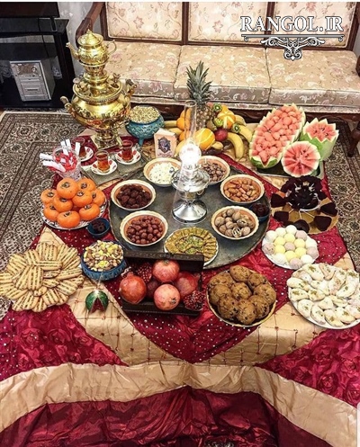 تزیین سفره شب یلدا دیزاین میز شب چله یلدایی